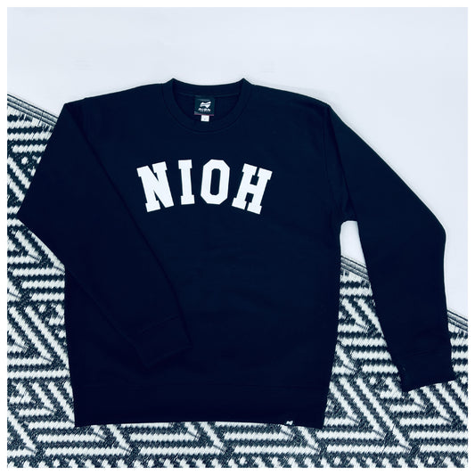 niohsportsLIGHT series ユニセックス裏起毛ウォームスウェットシャツ アーチロゴ　/　ブラック